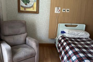 Photo of Typical Bedroom at the Arthur Rank Hospice Charity. 